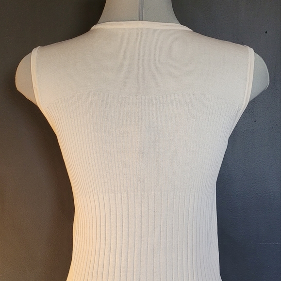 Cream Knit High Kneck Tank - Picture 3 of 3